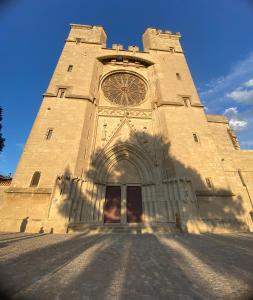 Appartement rénové au cœur du centre historique de Béziers