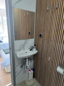 Barcelona Village Homestay