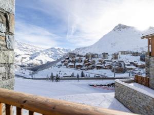 Appartement rénové 5 pers, Tignes le Lac, balcon, parking, au pied des pistes - FR-1-502-585