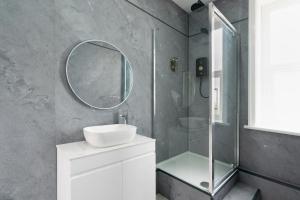 Citysteps Hotels Newcastle West