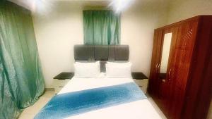 Central Perk Guesthouse