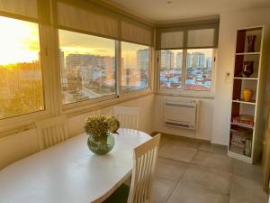 Costa da Caparica Beach