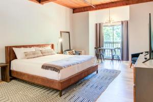 Mountain Inn Studio 96 with Wintergreen Advantage - 3hvězdičkové hotely ve městě Wintergreen