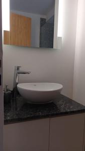 PUERTO NEVADO Box 1 en la base del cerro Catedral con vistas