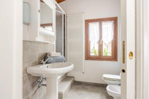 Romantica Residenza - Borgo Castello di Serravalle