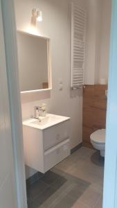 White Room Wrocław przy Wyspie Opatowickiej