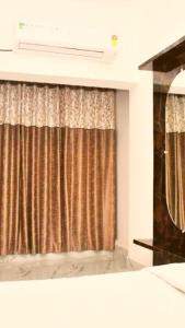 Hotel shiva home