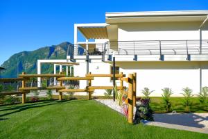 Apartamento de 2 dormitorios con vistas al lago