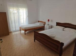 Residence Lakollari 1st