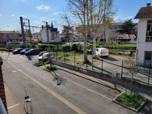 Appartement spacieux, ultra central-Gare et centre 1 mn a pied