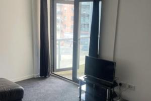 2 Bed-1 Bath-City Centre-Balcony