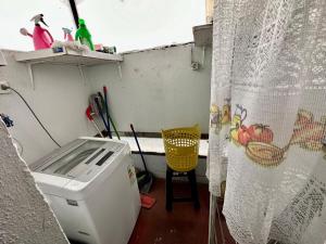 Hermoso departamento 2 dormitorios 2 baños en Providencia a pasos de metro