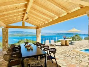 Villa Varvara Kerasia with private pool by DadoVillas