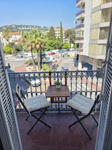 2 Bedrooms 5 min walk to Croisette
