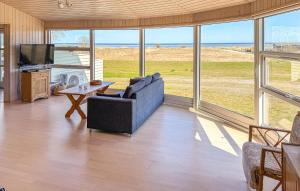Three-Bedroom Holiday Home In Orsted