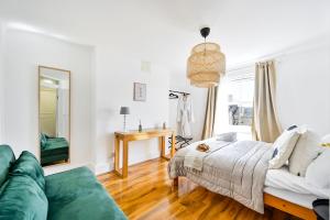 Kings Cross Apartment