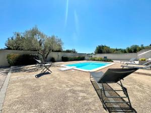 Villas L-Oustau Degio - Villa Provence, Piscine, CLIM, Calme, 4 chambres, 6 lits, 2 salles de bains, 8 personnes : photos des chambres
