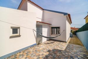 WHome Sea Breeze House with Pool & BBQ in Ericeira