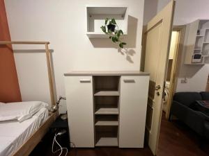 Easy Station Apartment