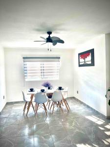 Playa Diamante 25 Amazing Family Apartment!