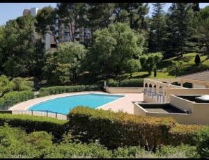 Appartement Cosy vue Mer, piscine, tennis et golf