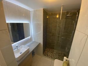 Appartement Cosy vue Mer, piscine, tennis et golf