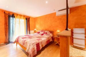 Villas Villa spacieuse a Vezenobres avec piscine privee : photos des chambres