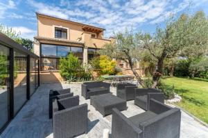 Villas Villa spacieuse a Vezenobres avec piscine privee : photos des chambres