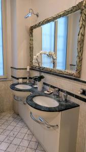 Suite Ottocento napoletano