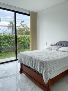 ESPECTACULAR CASA DE CAMPo