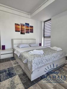 Studio Summerland SUNNY MAMAIA