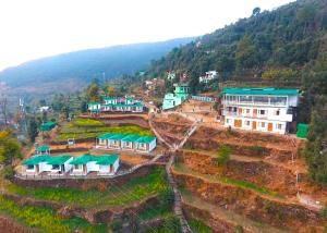 Kadarnath Hotel & Resort