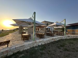 Hotel & Villas - TERIZIS Le Rocher