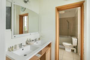 B&B / Chambres d'hotes CHATEAU du PERRAY : photos des chambres