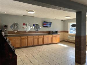 Studio 6 Suites Hurricane, WV