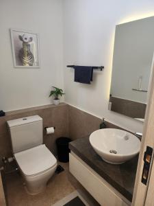 Duplex 1BR Queen Bed and1 Sofa Bed By the Pool
