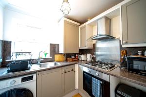 Open Mind Property -2 Bedrooms with FREE parking