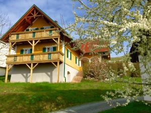 Weingut - Ferienhaus Sonja Rohrbacher