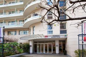 Appart'hotels Sejours & Affaires Courbevoie Grande Arche : photos des chambres