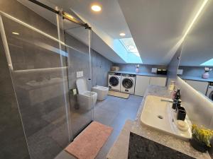 Nova Nest from Granite Getaways 