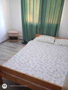 4 Rooms Apartment