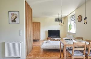 Słowackiego Avenue Cozy Stay Studio by BookingHost