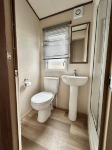 VerbLake 5 Berth Caravan St Osyth Beach Holiday Park