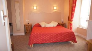 Hotels Auberge De Raulhac : photos des chambres