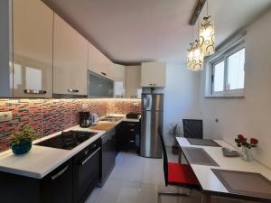 Apartments Centar Makarska Three Palms