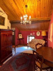 Art & Relaxation Manor Spa, Billiards & Pinball