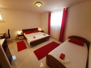 Apartments Centar Makarska Three Palms