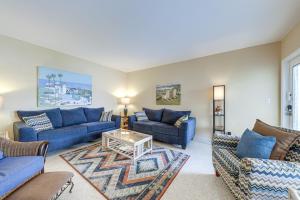 Ft Lauderdale Apt with Pool - 1 Mi to Beach Access!