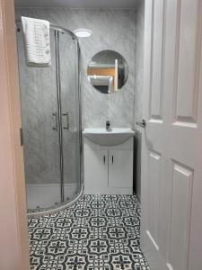 2-Bed City Apartment by Glasgow Green