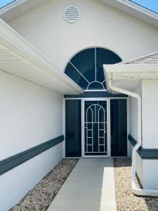 Luxury beach house WHeatedPool